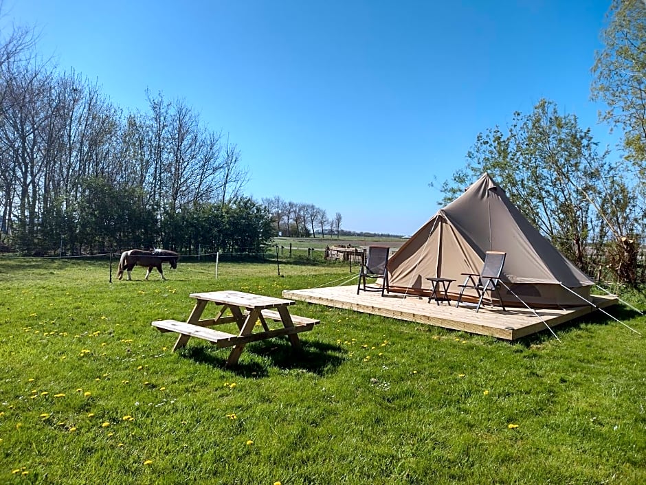 Grytmanshoeve, Vakantiehuis met glamping