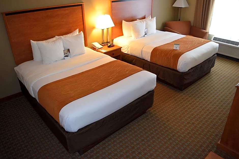 Comfort Inn & Suites Marion I-57