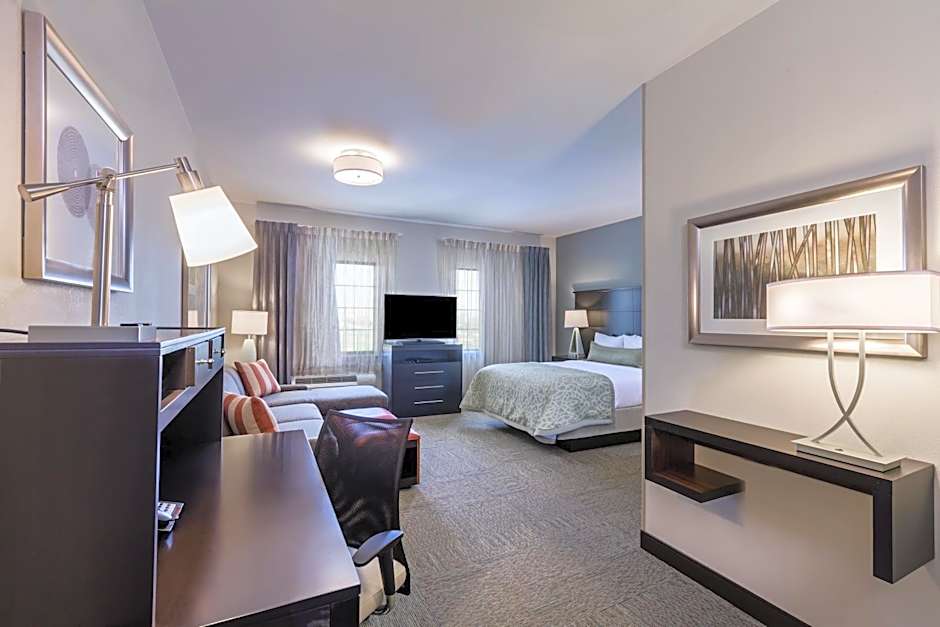 Photo 1 of 4 of Studio 1 Queen Bed Suite