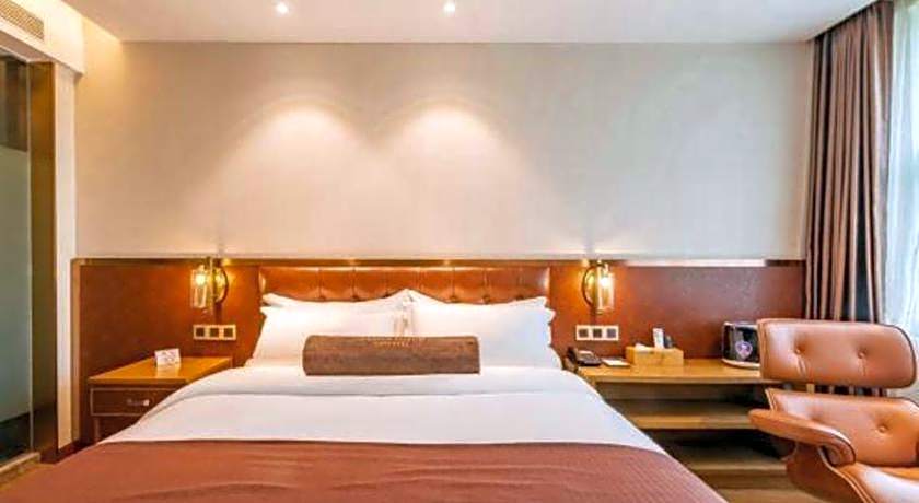 James Joyce Coffetel Shijiazhuang the Mixc Jinyuan Tower Airport Bus