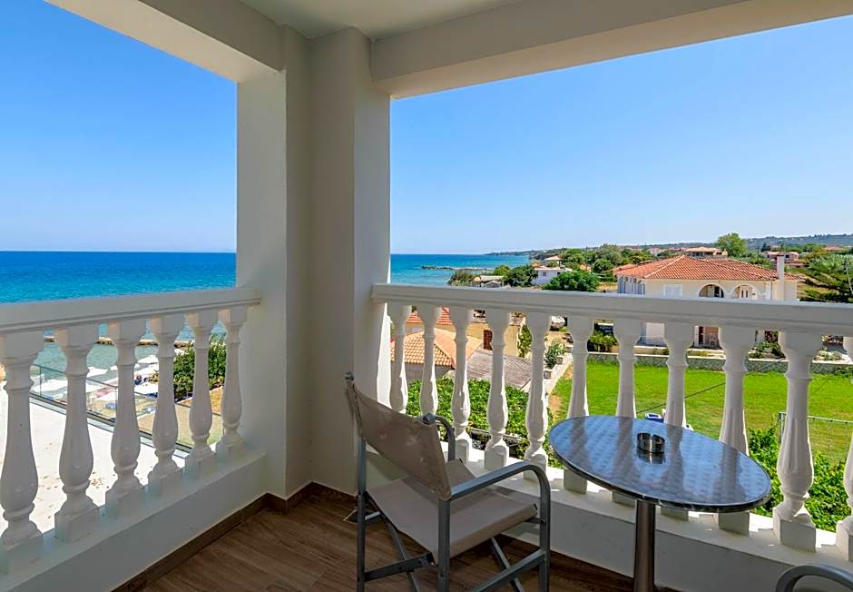 Belussi Beach Hotel & Suites