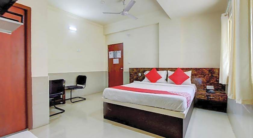 Super Hotel O NAR Comforts Near KSR Railway station
