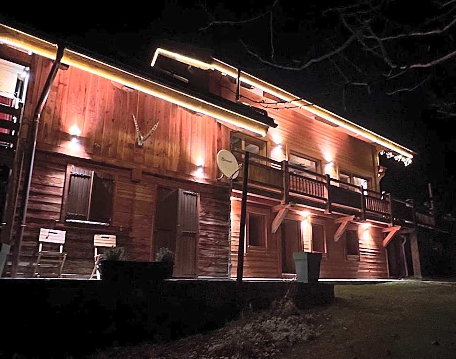 Chez Fred et Carine (Petit-déjeuner bio inclus)