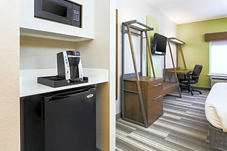 Standard King Room