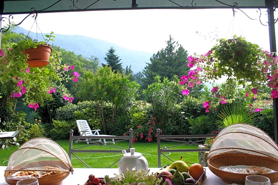Antico Borgo Sanda Lago Maggiore