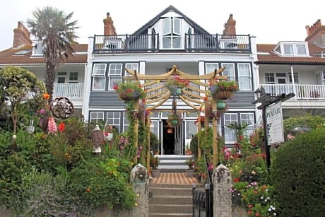 Poltair Guest House