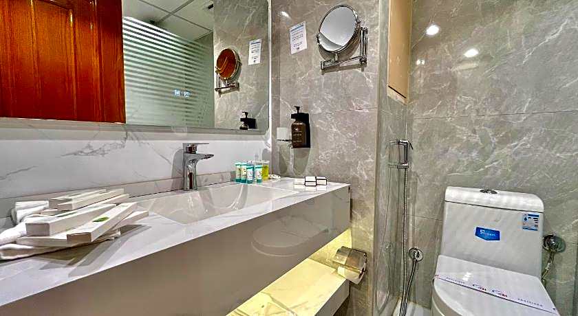 Zowar International Hotel