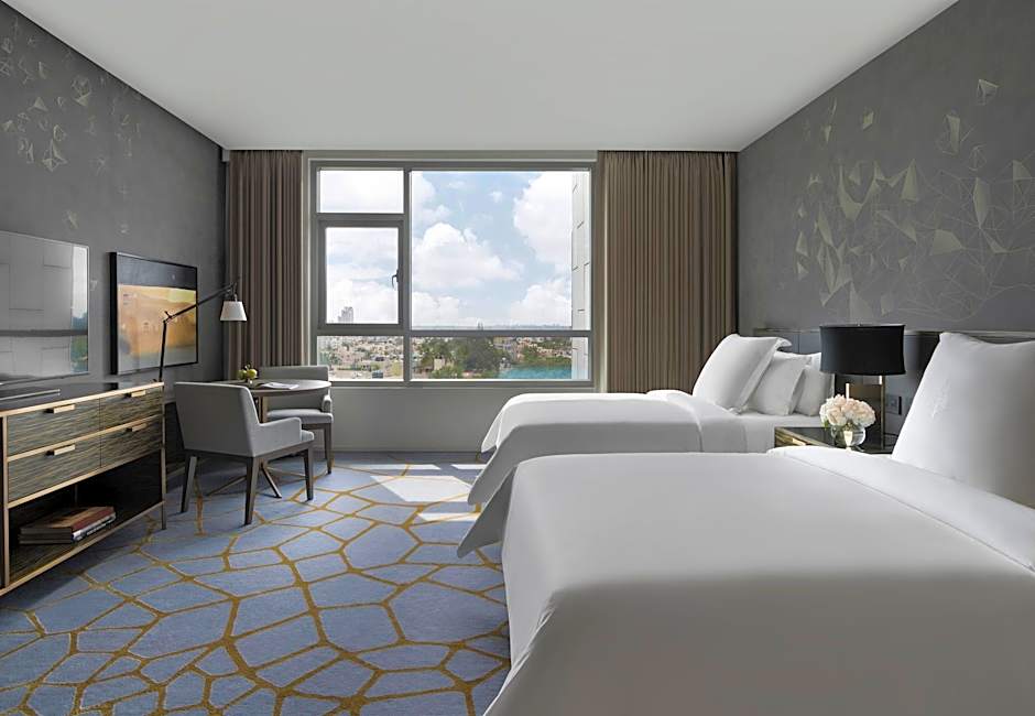 Four Seasons Hotel Bengaluru at Embassy ONE