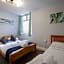 100 Pipers Hotel
