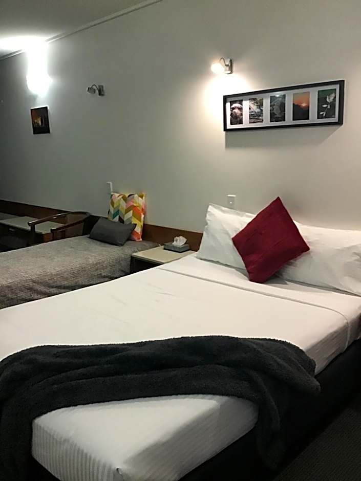 Ayr Traveller's Motel