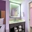 La Quinta Inn & Suites by Wyndham Minneapolis Northwest