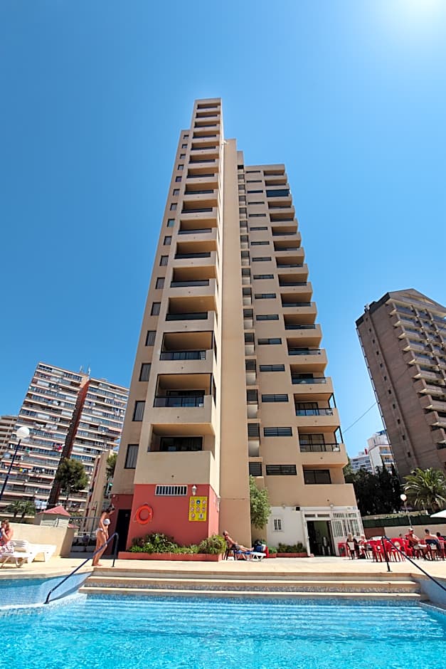 Dynastic Rooms Apartments