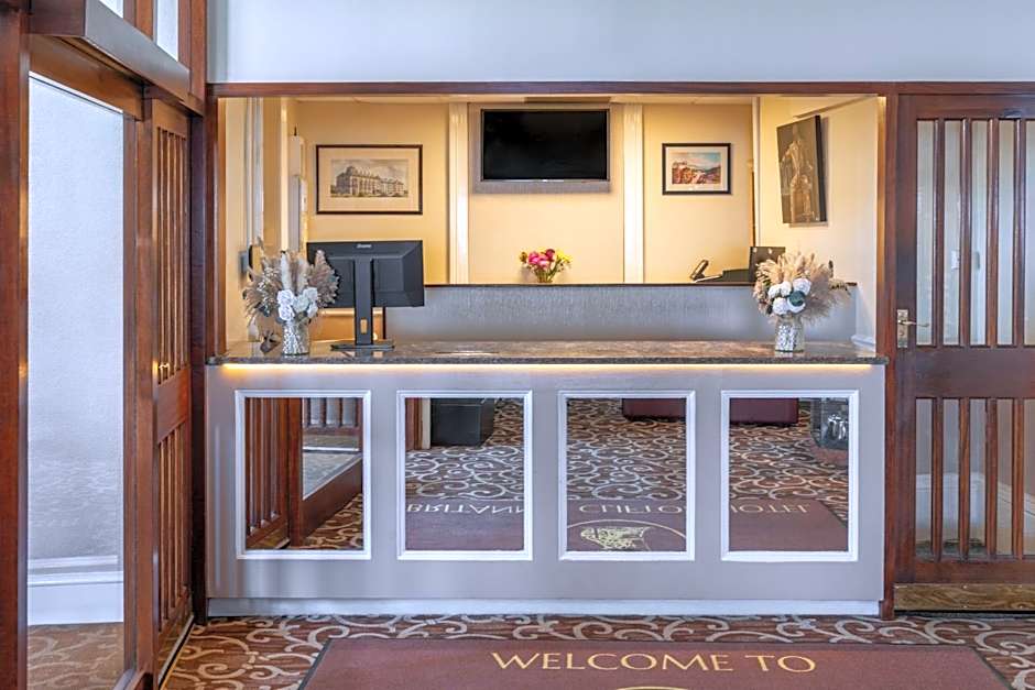 Clifton Hotel