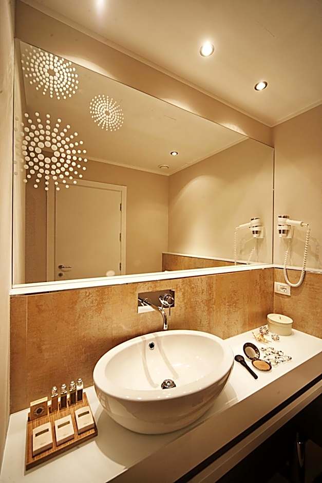 Oxygen Lifestyle Hotel