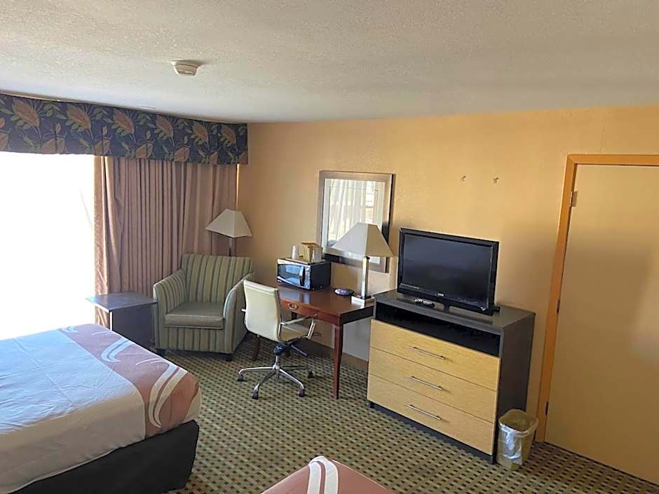Quality Inn West Medical Center