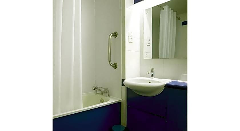 Travelodge Birmingham Central