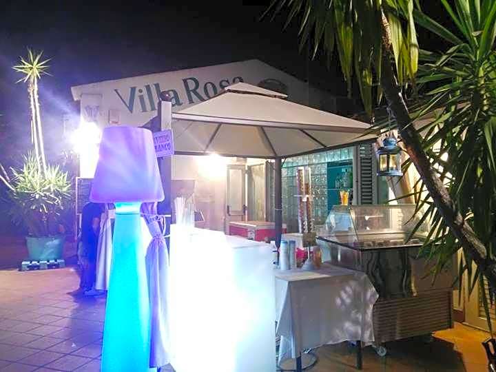 Hotel Villarosa con Vespa Rent