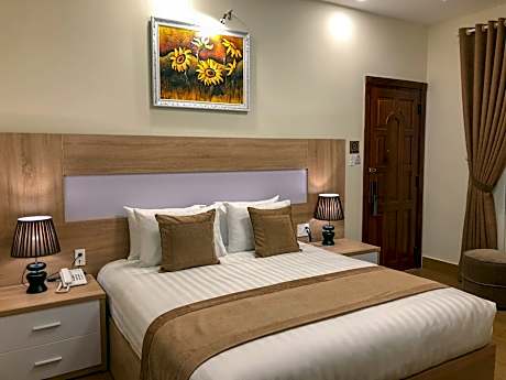 Standard Double (No View)