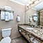 Invermere Inn & Suites