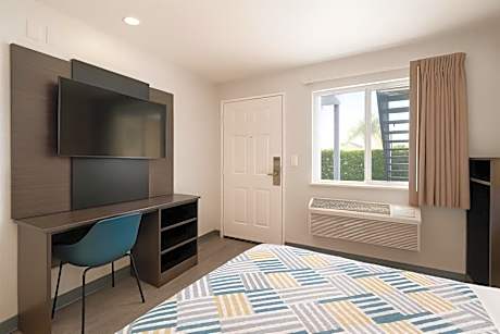 Quadruple Room - Disability Access