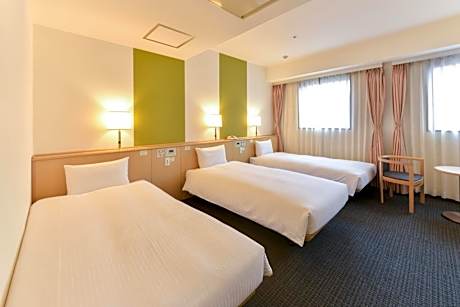 Triple Room - Non-Smoking