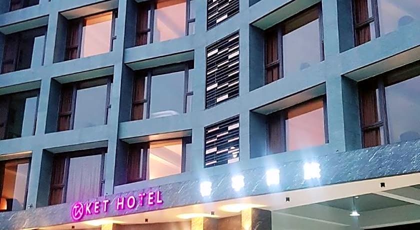 Ket Hotel