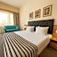 Lotus Family Hotel - Free Parking