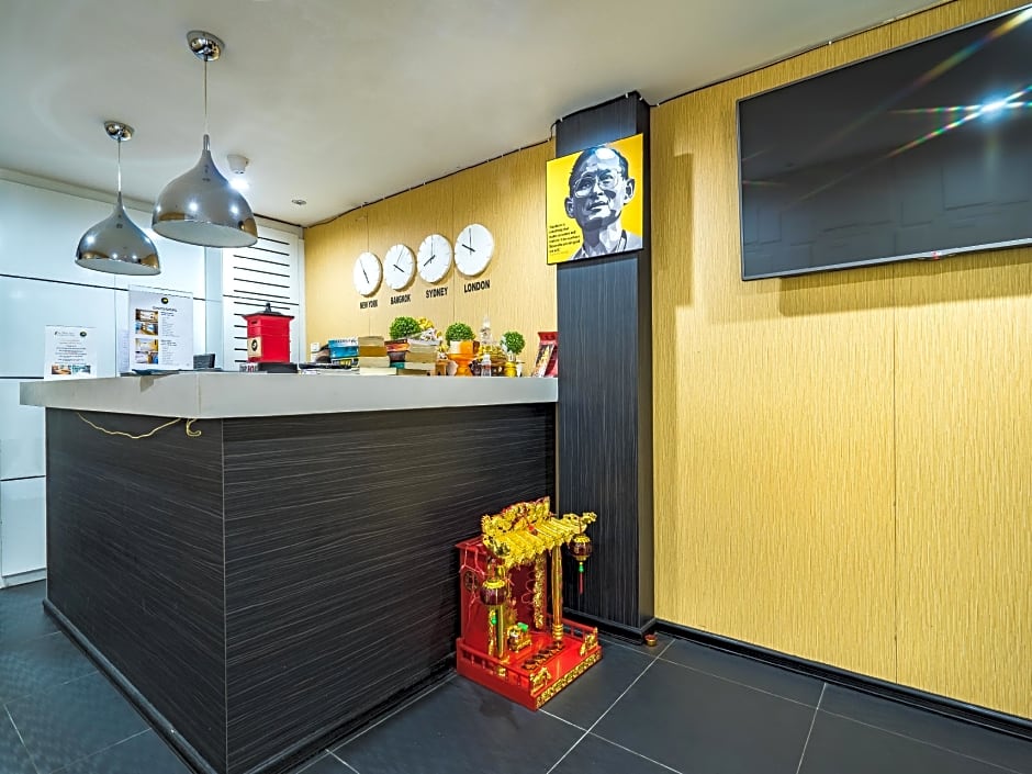 Matchbox Bangkok Hostel