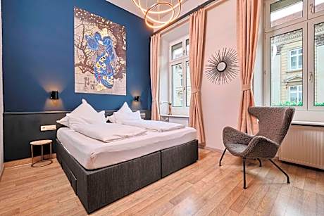 Large Double Room