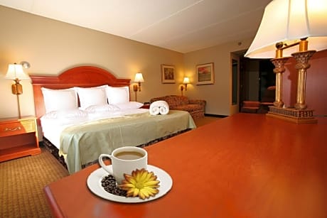 Premier Room, 1 King Bed with Sofa bed, 1 King Bed and 1 Double Sofa Bed