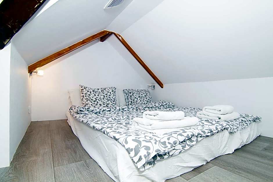 Yucca Park ApartHotel