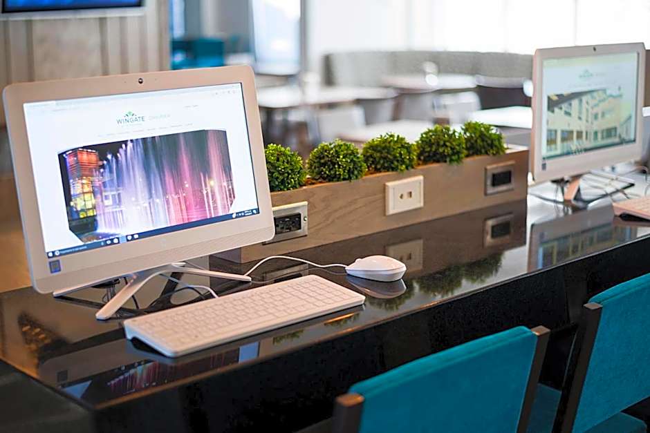 Wingate by Wyndham Chihuahua