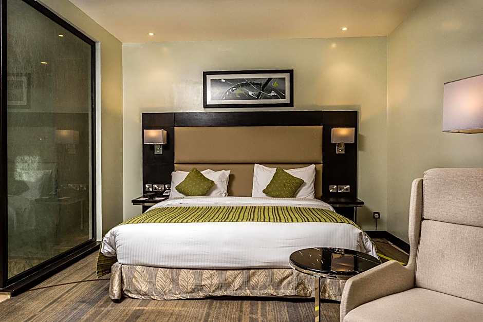 Photo 1 of 8 of Standard 1 Queen Bed