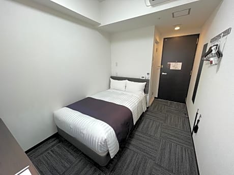 Semi Double Room