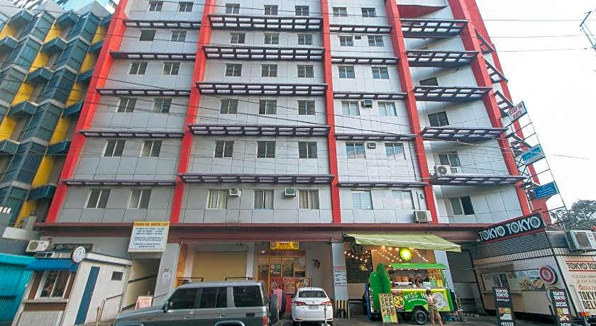 OYO 809 Crowne One Condo