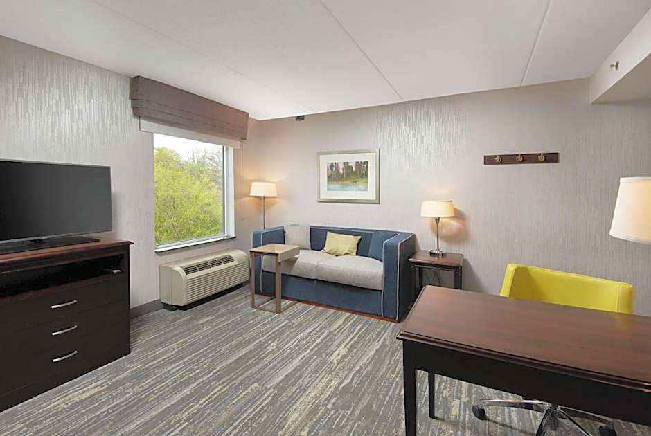 Hampton Inn - Suites by Hilton Barrie Ontario Canada