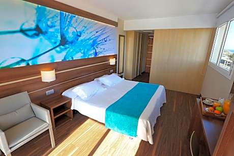 Deluxe Double Room with Sea View
