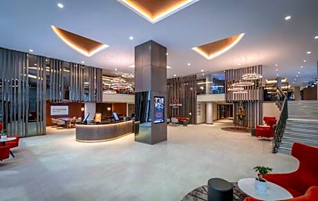 Clayton Hotel Cardiff Lane