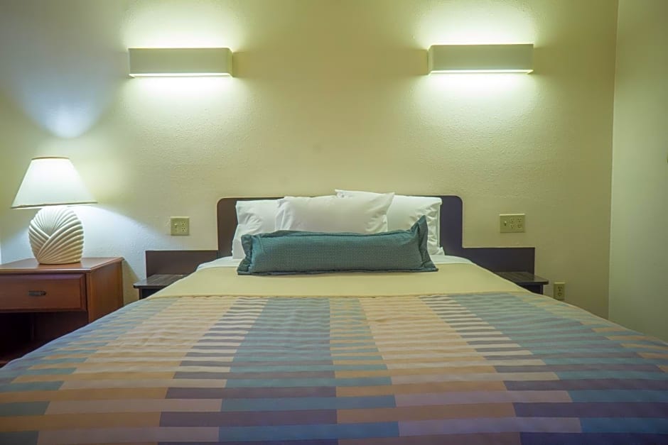 Sunnyside Inn and Suites Clackamas