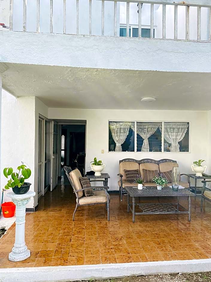 Hostal Guadalajara Cosmopolitan Providencia