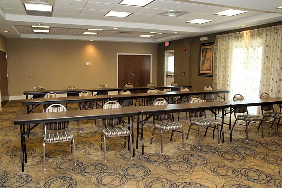 Holiday Inn Express Pembroke By IHG