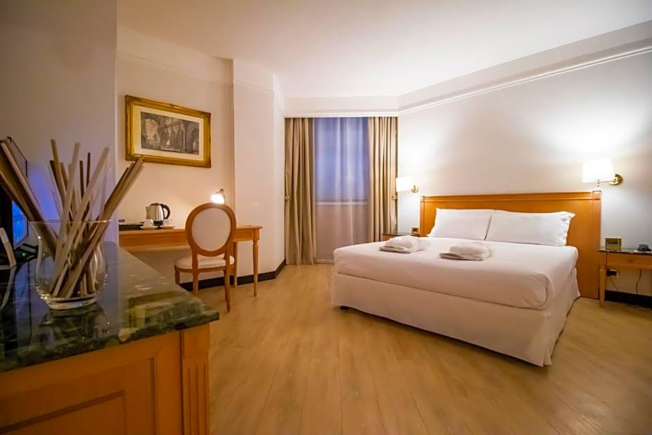 SHG Hotel De La Ville