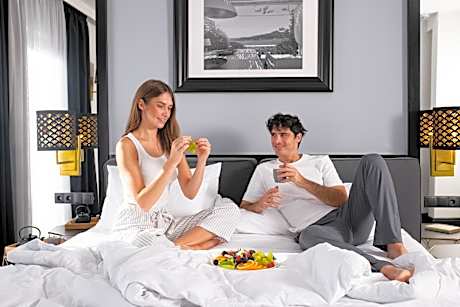 Athenian Riviera Hotel& Suites