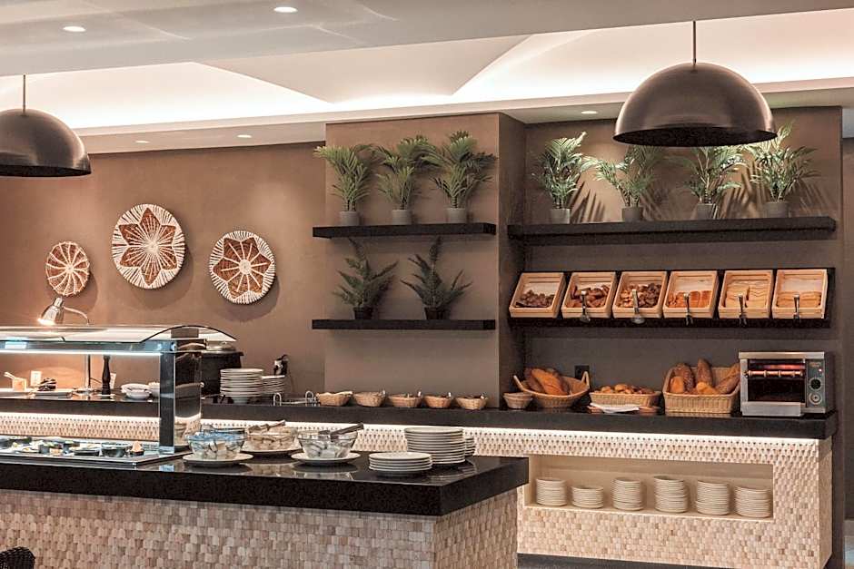 Eliros Mare Beachfront Poem Hotel