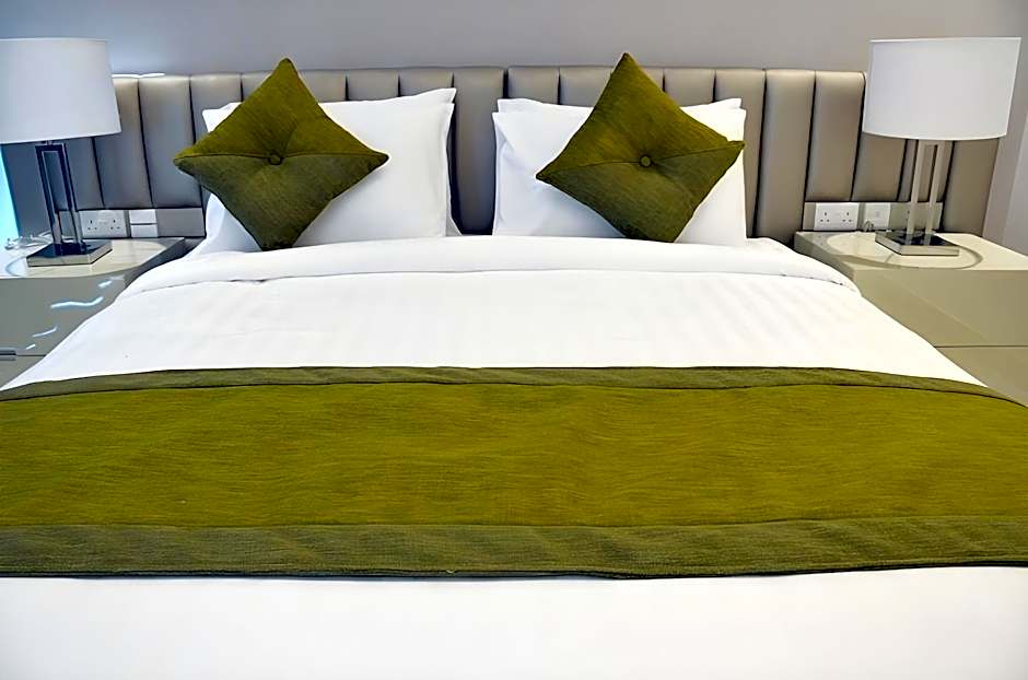 The Lodge Suites