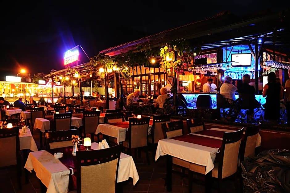 Hisar Holiday Club