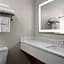 Baymont by Wyndham Oshkosh Airport