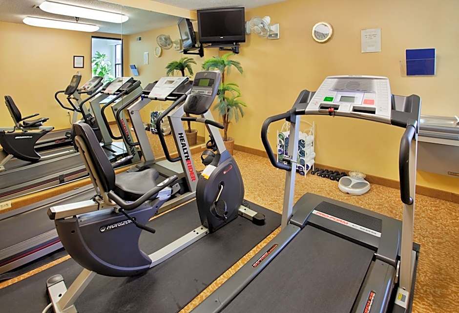 Holiday Inn Express Hotel And Suites Fenton-I-44 By IHG