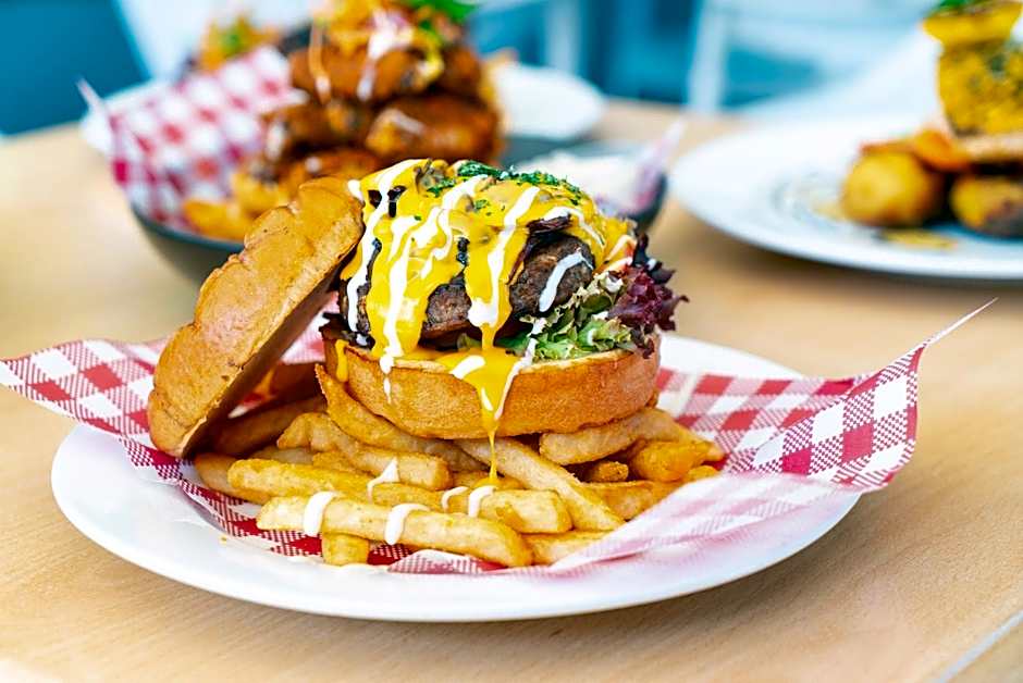 Horse and Jockey Hotel Homebush