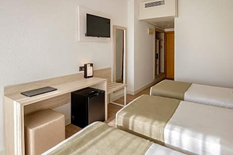 Triple Room (2 Adults + 1 Child)